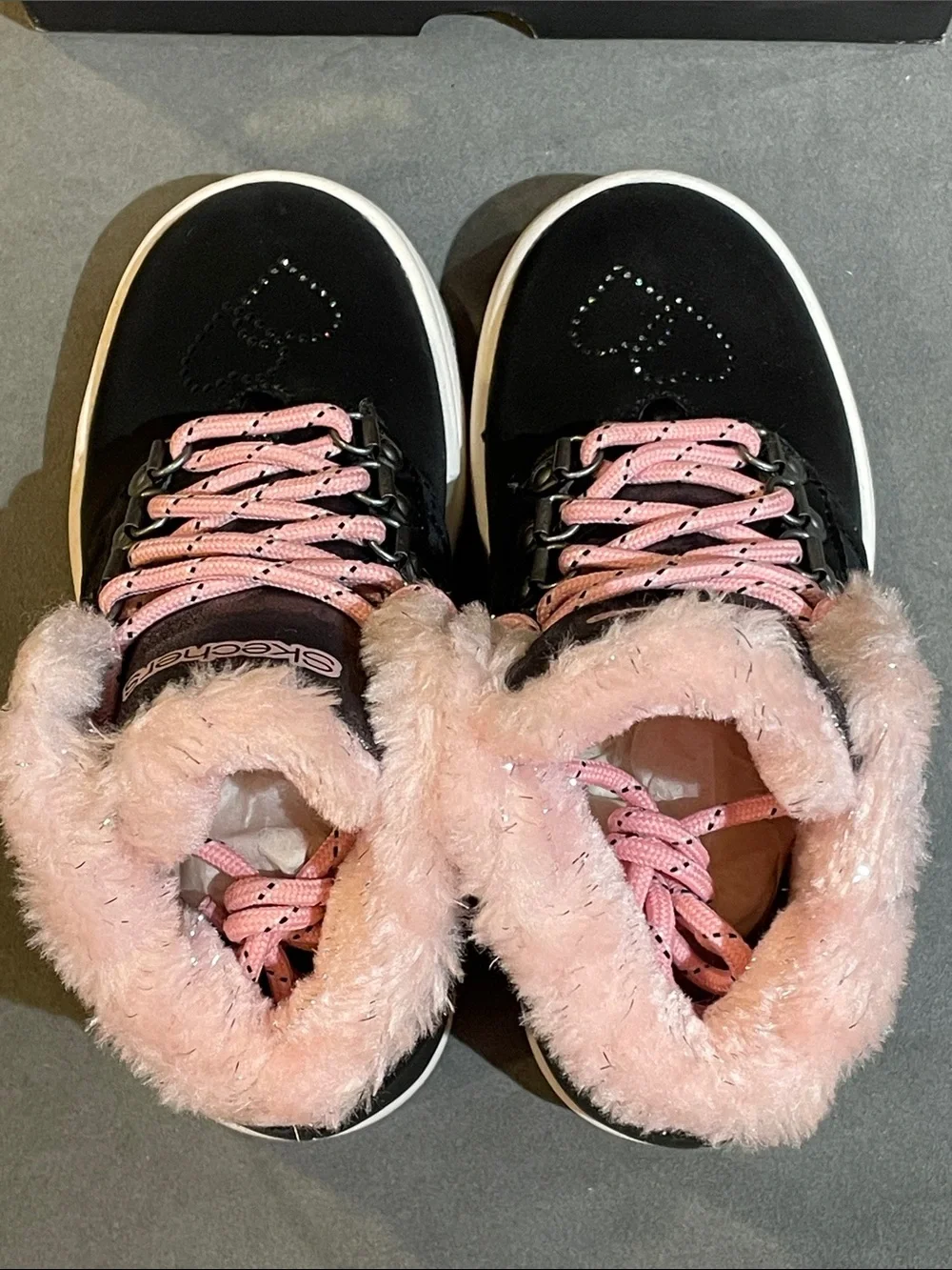 NEW Skechers Girls 11 Black Pink Suede Lace Up Boots Faux Fur Lined